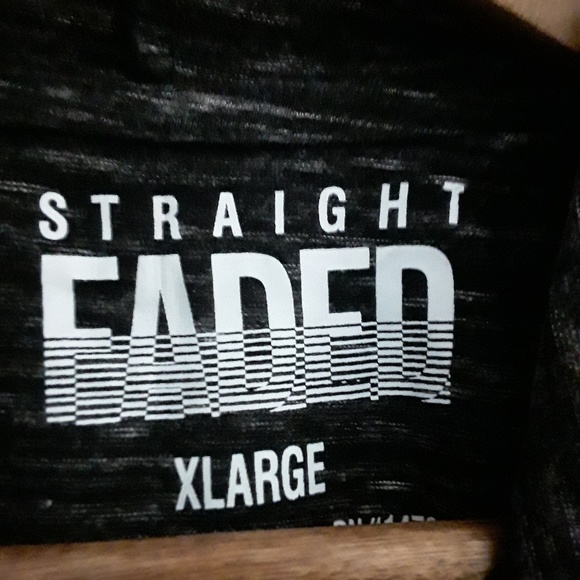 Straight faded light weight hoodie - Picture 3 of 5